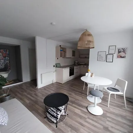 Apartamento Moderes Zentral Gelegen Siegen
